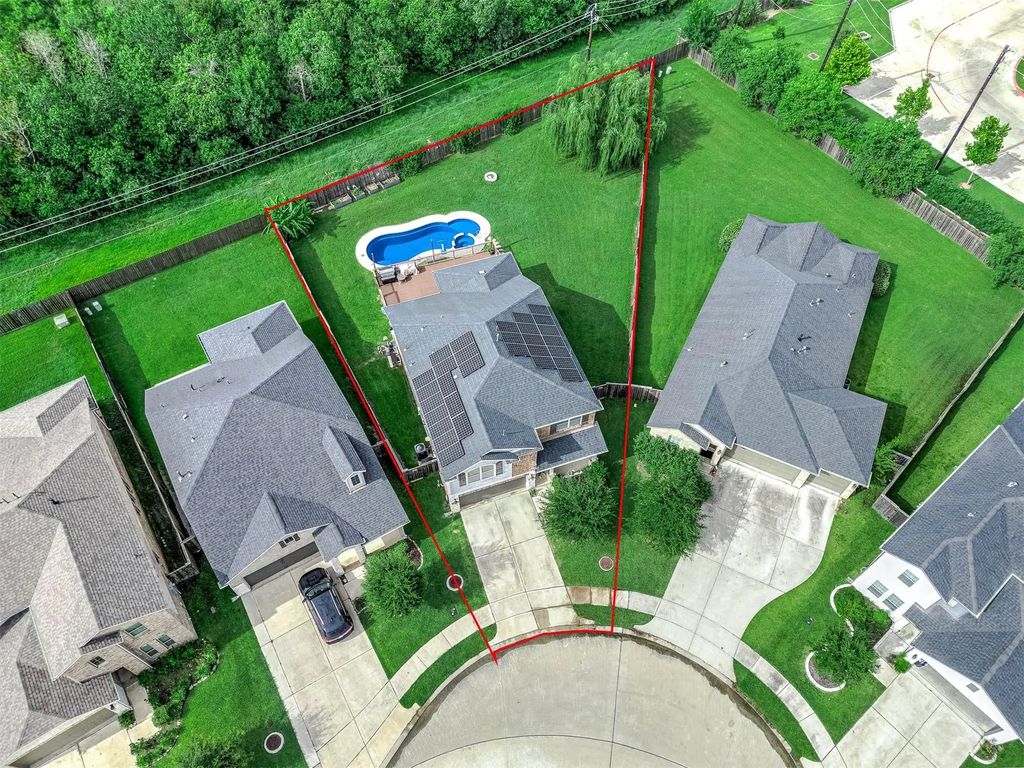 565 Winburn Tide Lane, La Porte