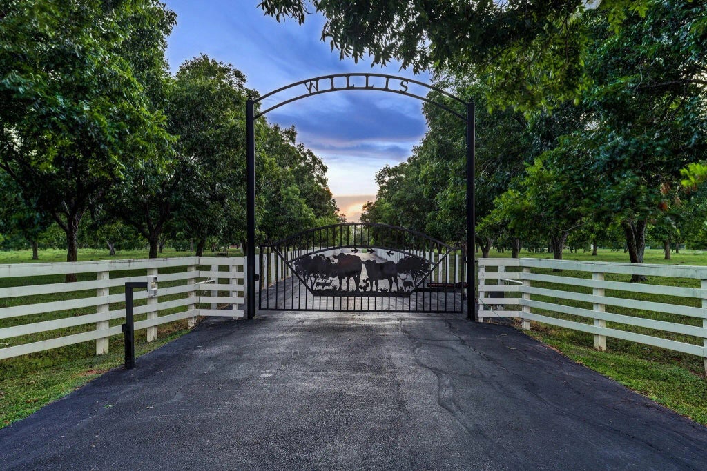 4309 Bowser Road, Fulshear