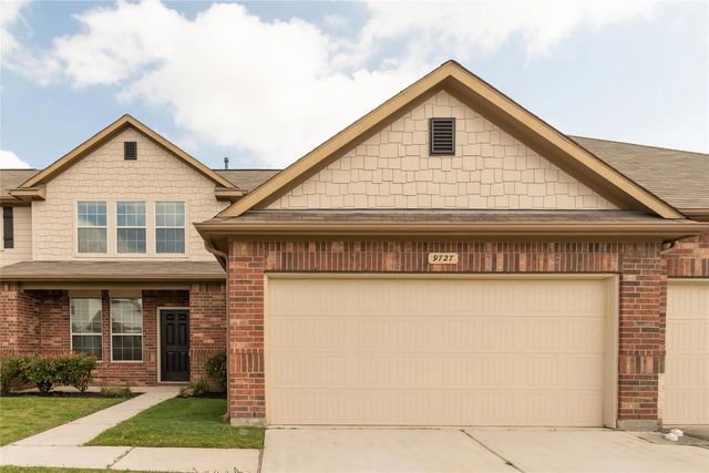 9727 Elia Court, Houston