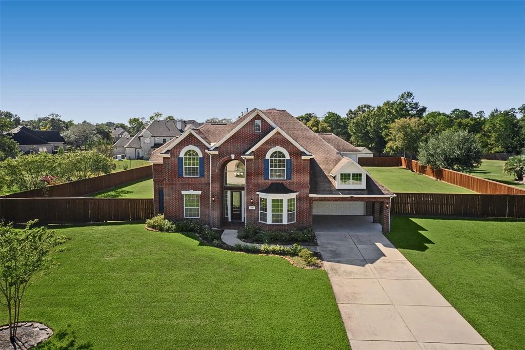 2716 Silverstone Way, Conroe