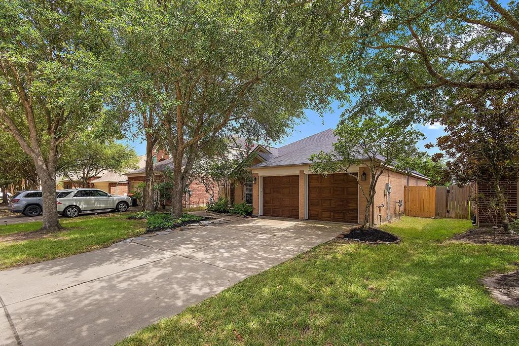 28207 Everett Knolls Drive, Katy