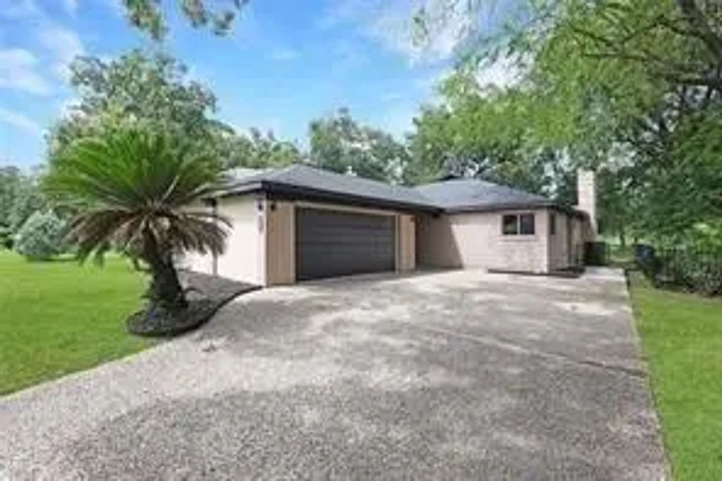 15 Presidio Road, Montgomery