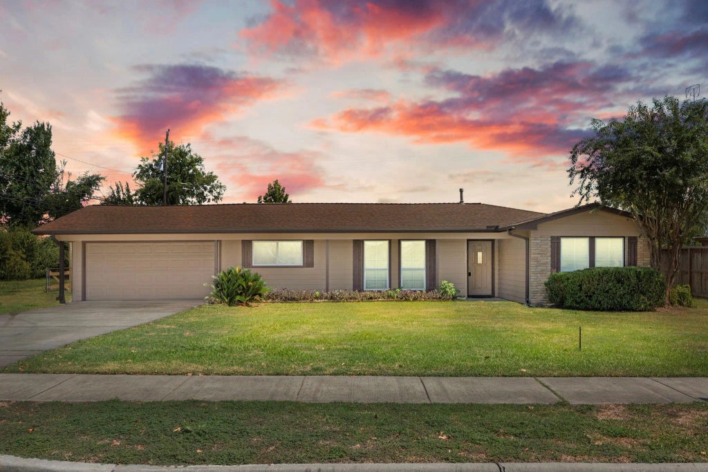 1726 Wycliffe Drive, Houston