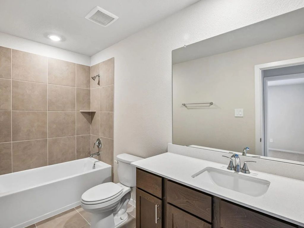 5225 Redbud Valley Drive, Pearland