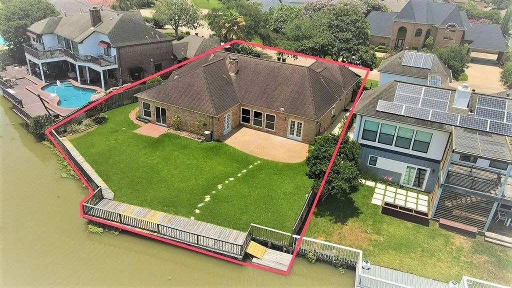1231 Creekford Circle, Sugar Land