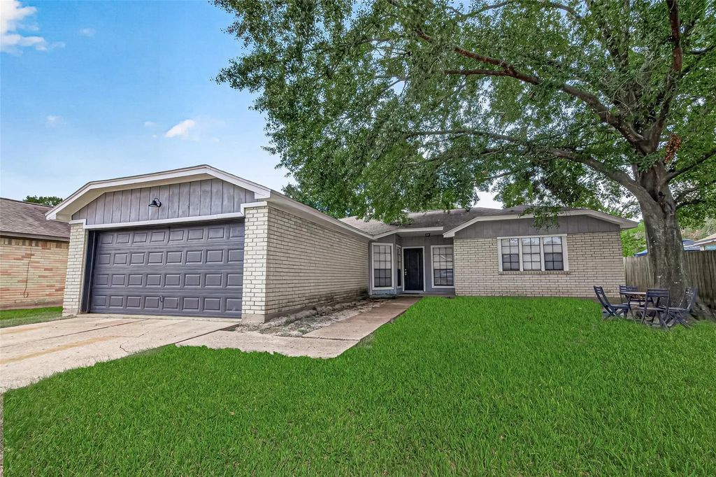 16838 Markridge Drive, Spring