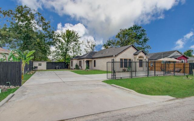 8040 Howton St Street 1-2, Houston