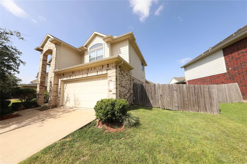 2311 Diamond Springs Drive, Pearland