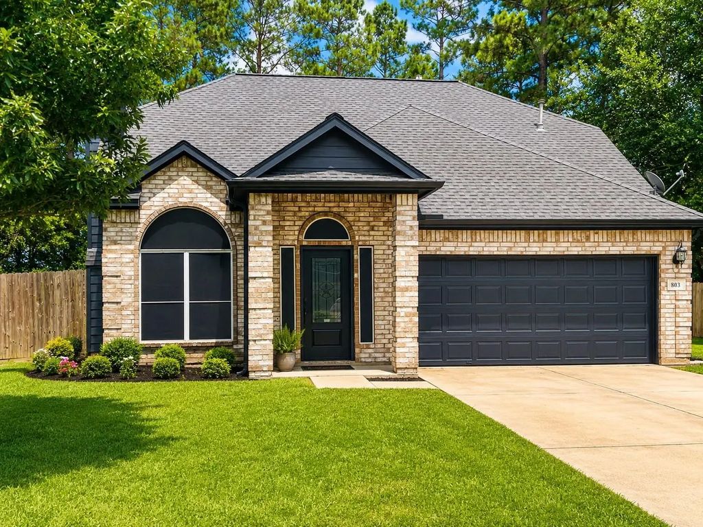 803 Brickstone Court, Spring