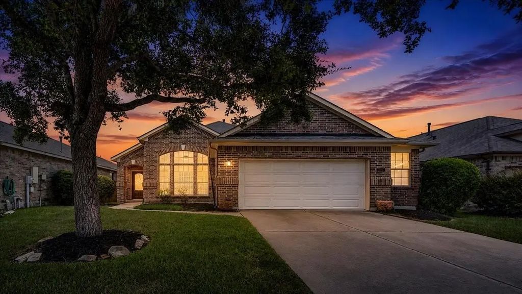 2896 Torano, League City