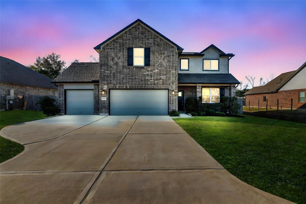 12341 N Chestnut Hills Drive, Conroe