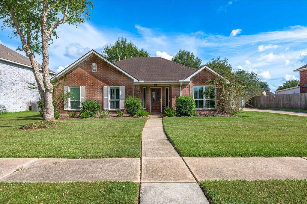 2009 Stapleton Drive, Friendswood