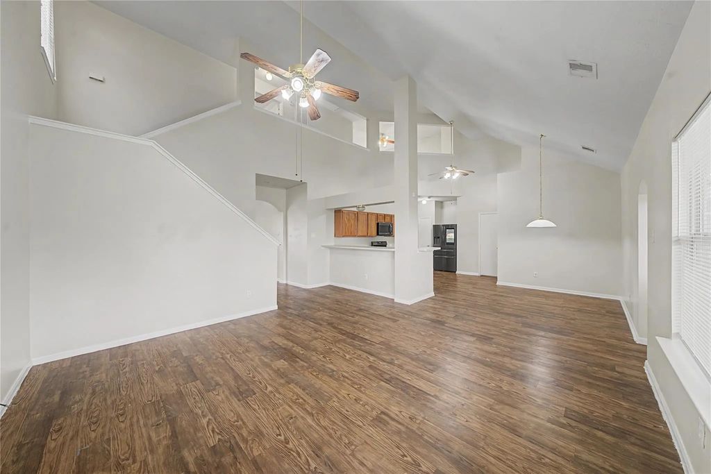 1111 Auburn View Lane, Fresno
