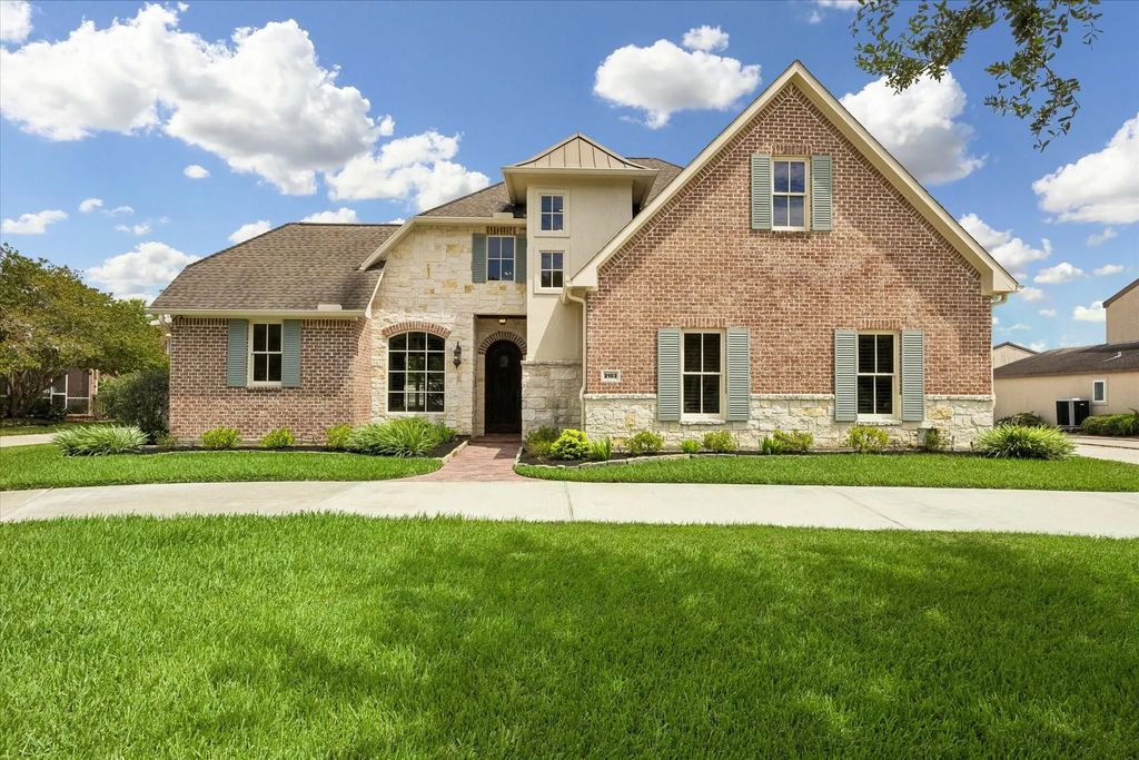 2103 Airline Drive, Friendswood