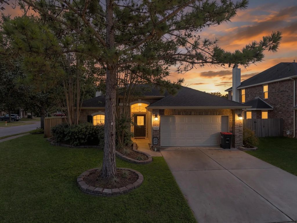 25203 Canary Point Drive, Richmond