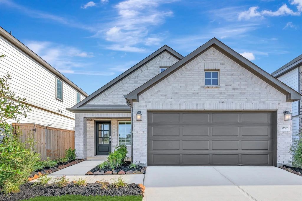 32527 Midsummer Drive, Fulshear