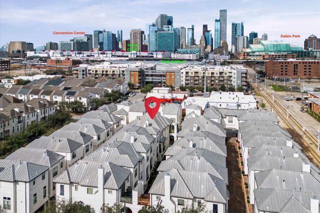 634 Nagle Street, Houston