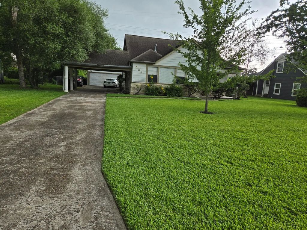 524 W 34th Street, Houston