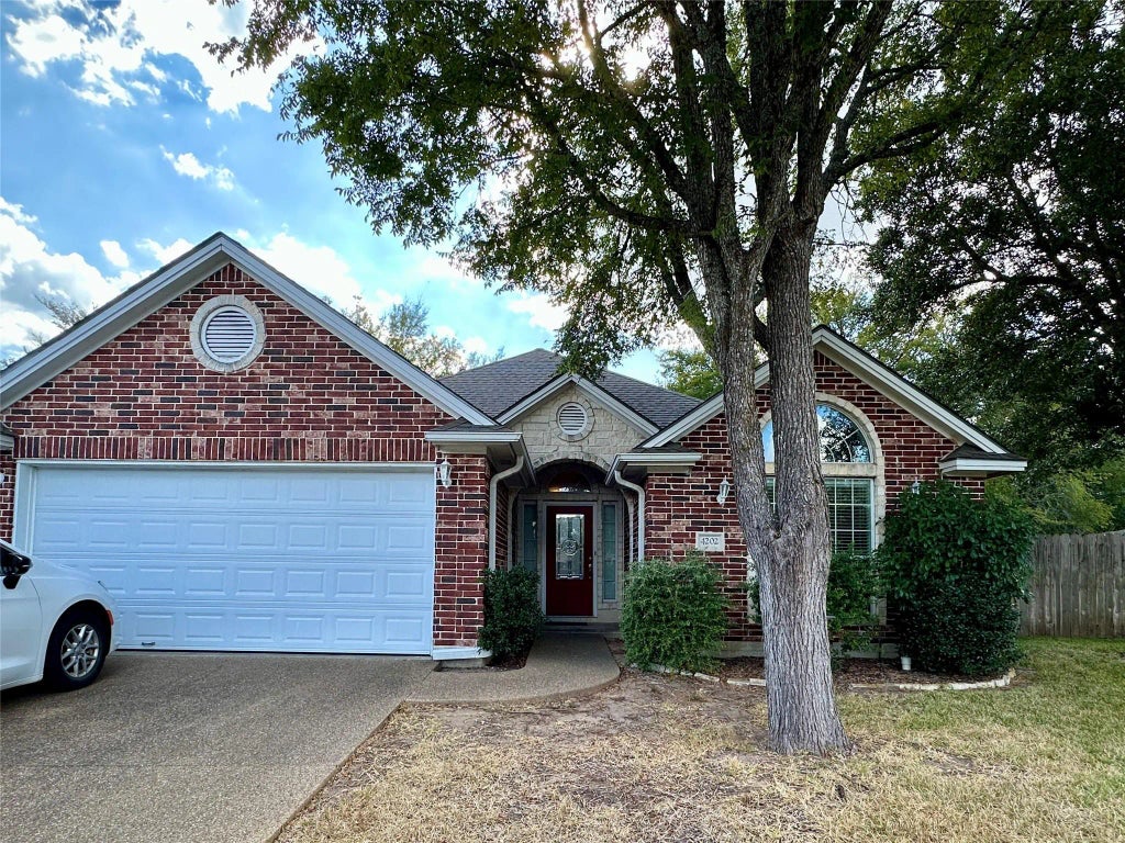 4202 Camber Court, College Station
