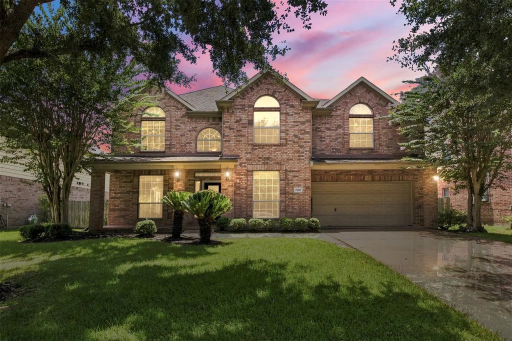 21811 Honeysuckle Grove Lane, Richmond