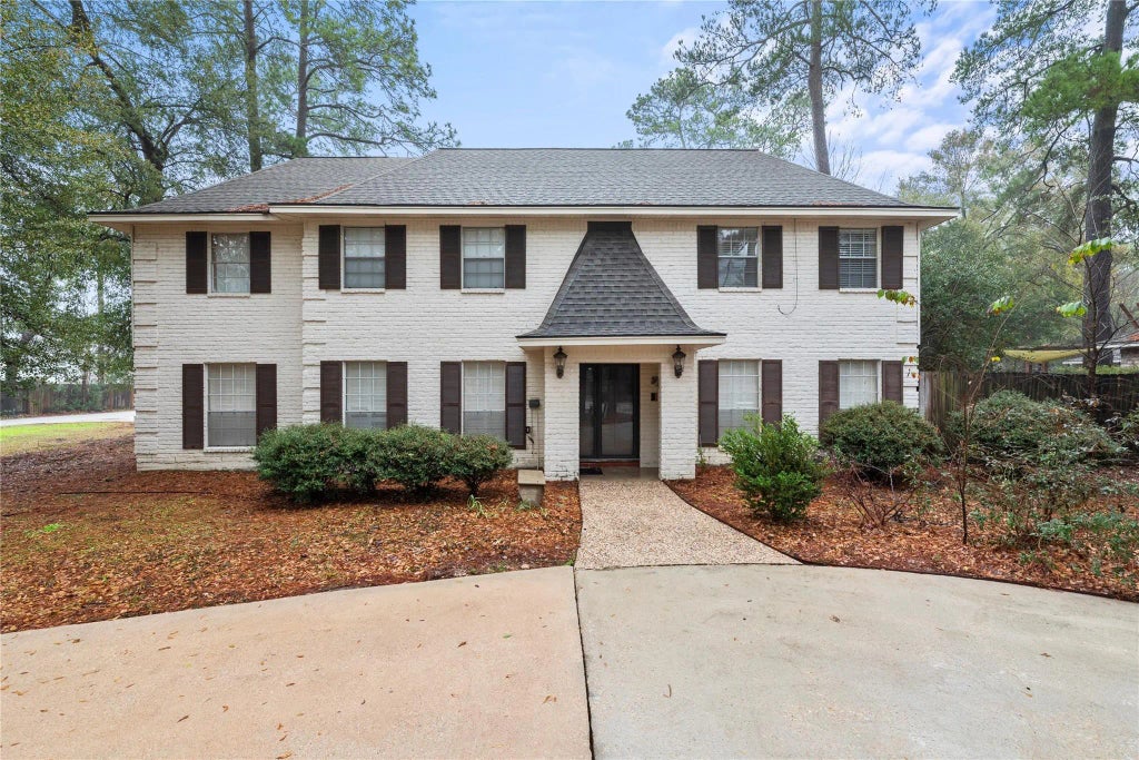 17814 Theiss Mail Route Road, Spring