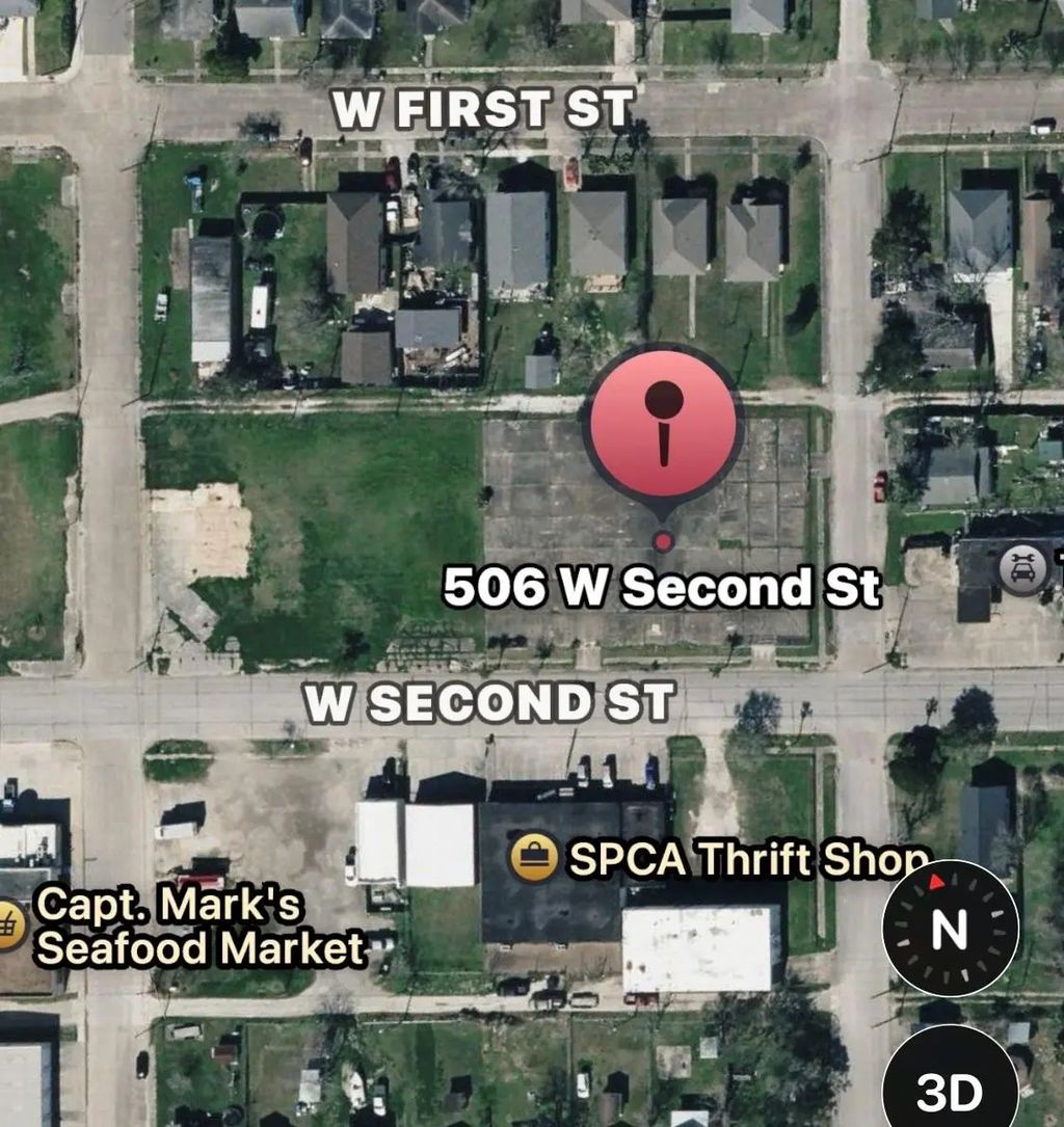 W 2nd Street, Freeport