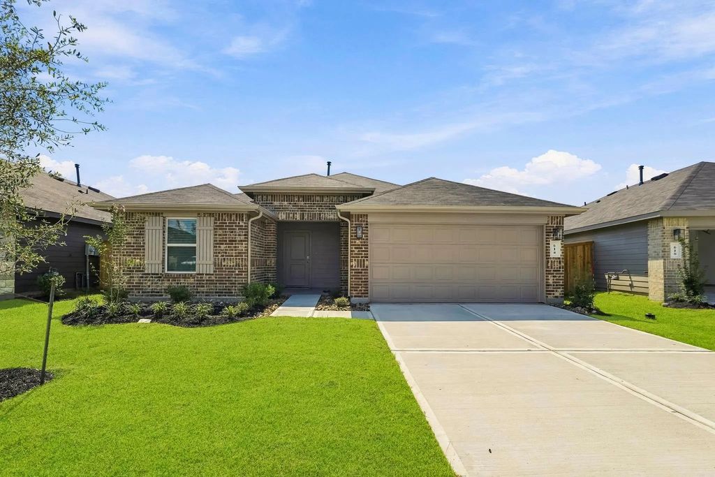 614 Meadowknoll Drive, Crosby