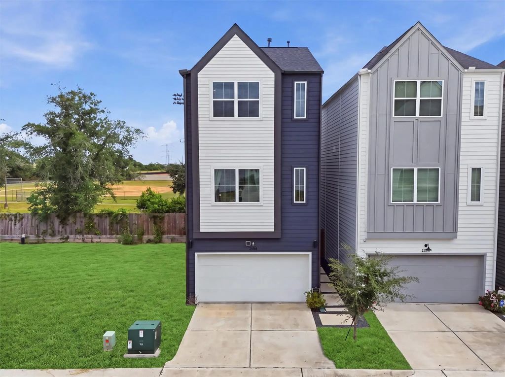 2206 Springwood Vista Lane, Houston