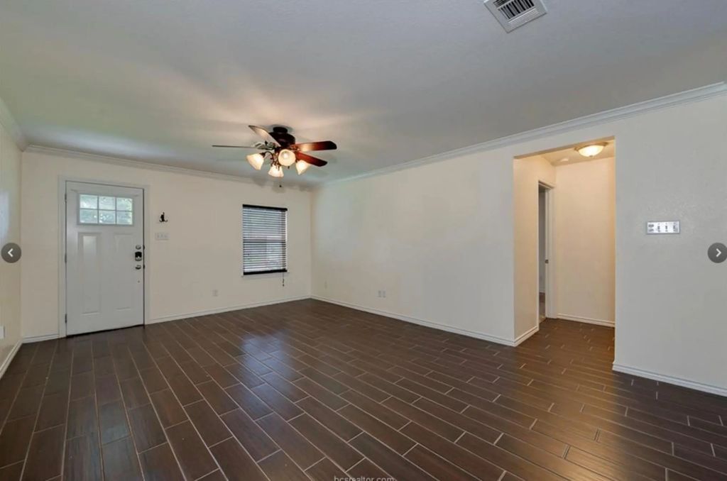406 Emmett Street, Bryan