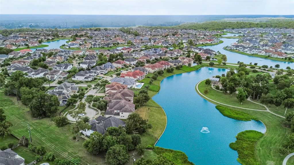 5306 Abington Creek Lane, Sugar Land