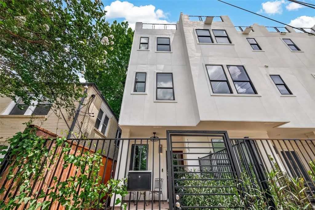1767 Michigan Street, Houston