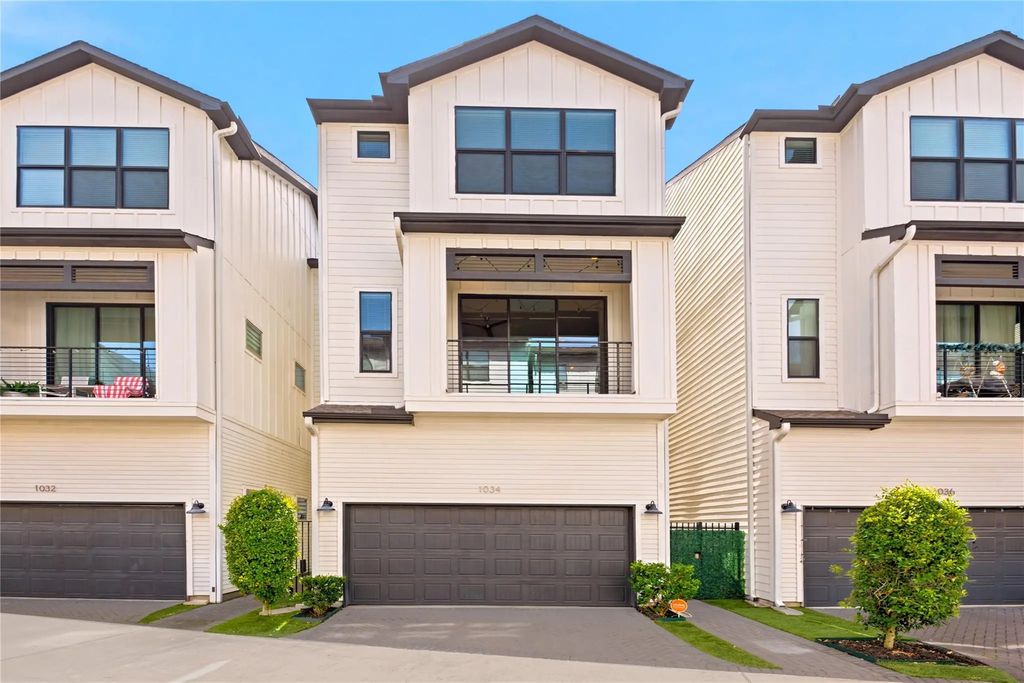 1034 W 15th 1/2 Street, Houston