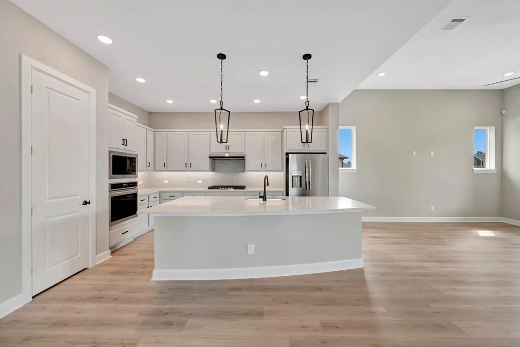 2335 Verano Street, Todd Mission