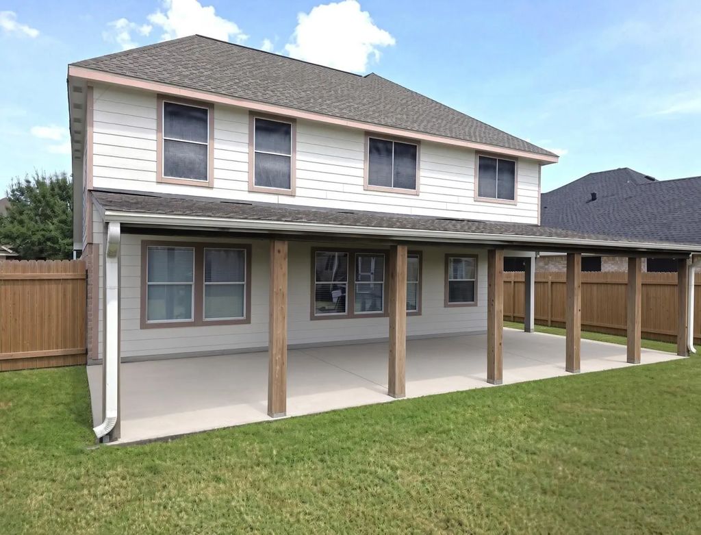 2301 Zavalla Drive, Deer Park