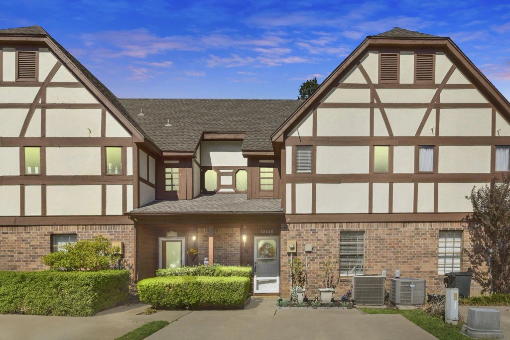 12226 Glenview Drive, Montgomery