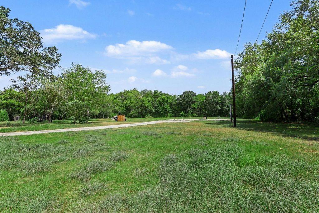 2701 Mazen Road, Rosenberg