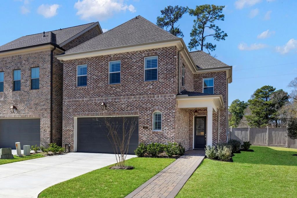 106 Magnolia Green Street, Shenandoah