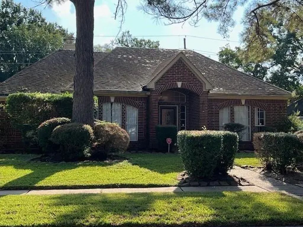 319 S Cheddington Drive, Katy
