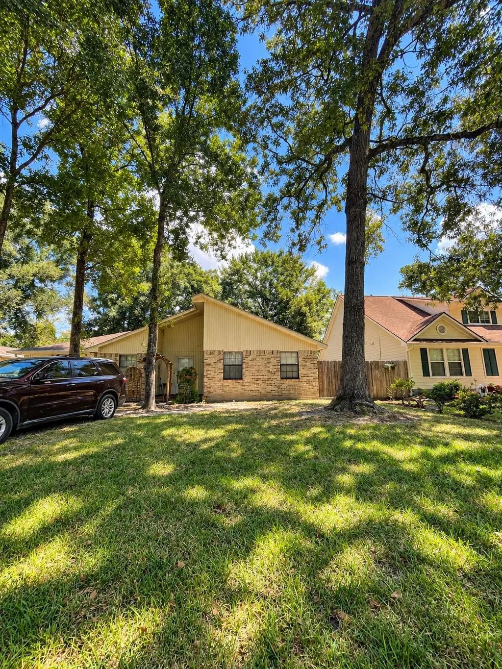 17602 Typhoon Way, Crosby
