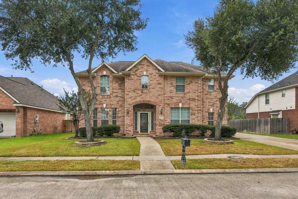 2122 Fortuna Bella Drive, Pearland