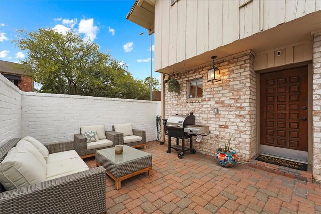 1953 Stoney Brook Drive 1953, Houston