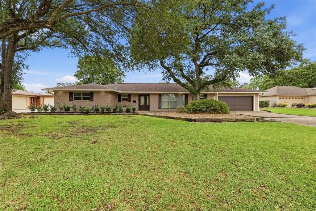 3875 Kenwood Drive, Beaumont