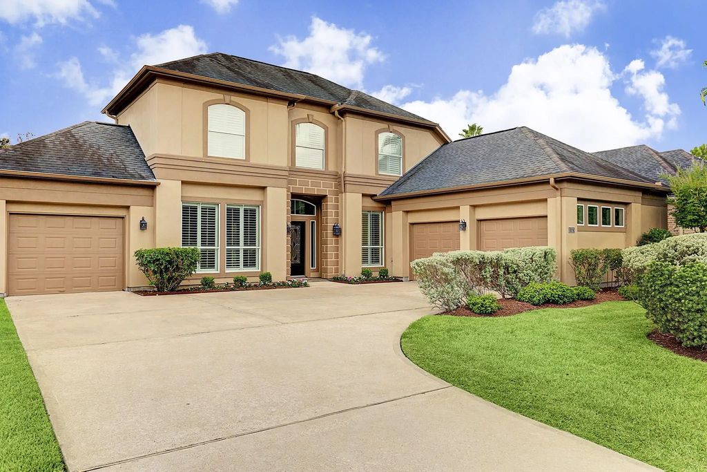 13323 Brentonwood Lane, Houston