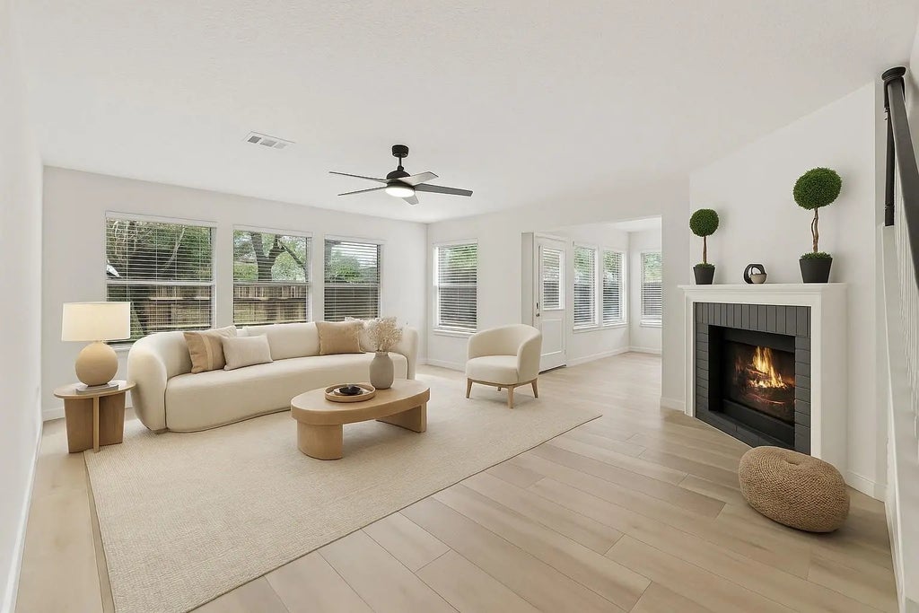 15819 Saint Lawrence Circle, Friendswood