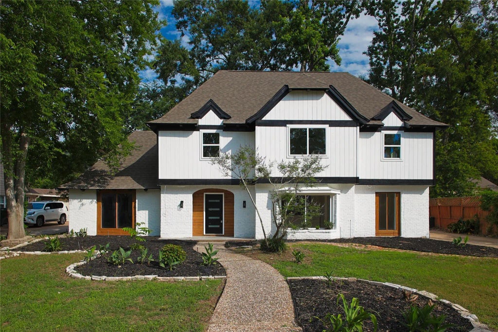 1719 Wagon Gap Trail, Houston