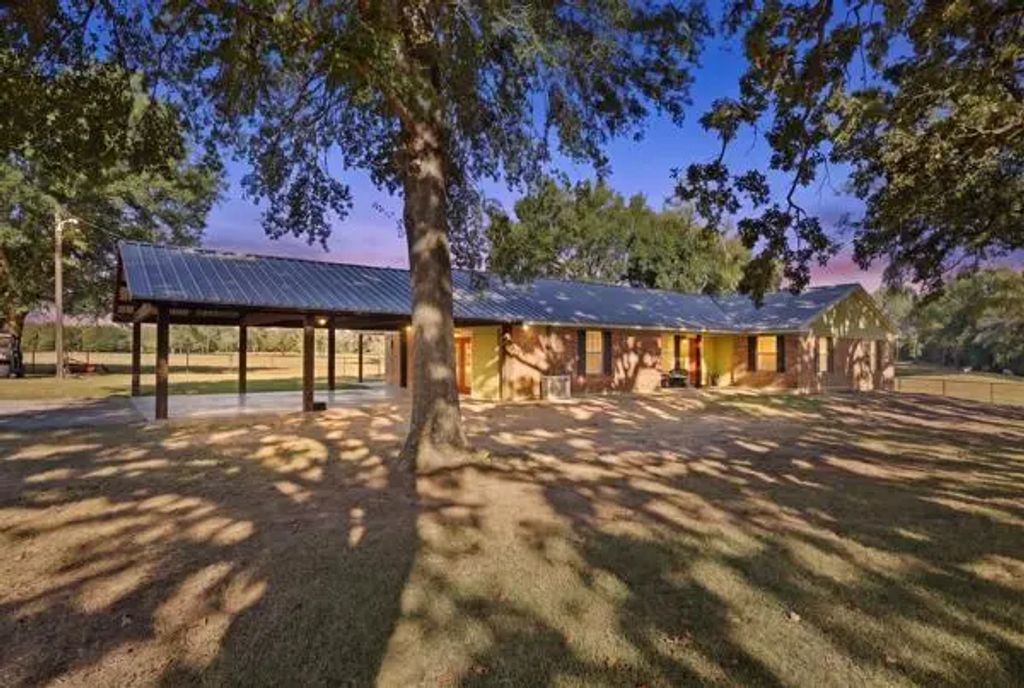 13376 Fm 39 S, Normangee