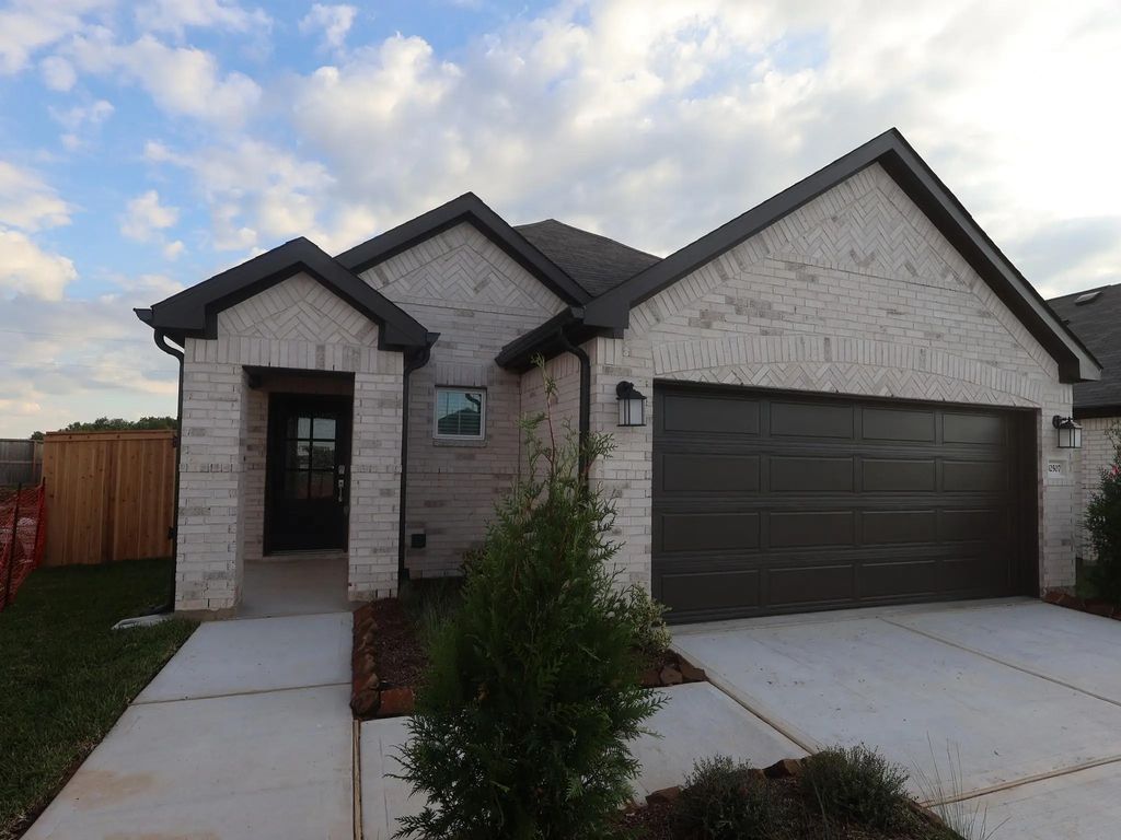 32507 Summer Vista Lane, Fulshear