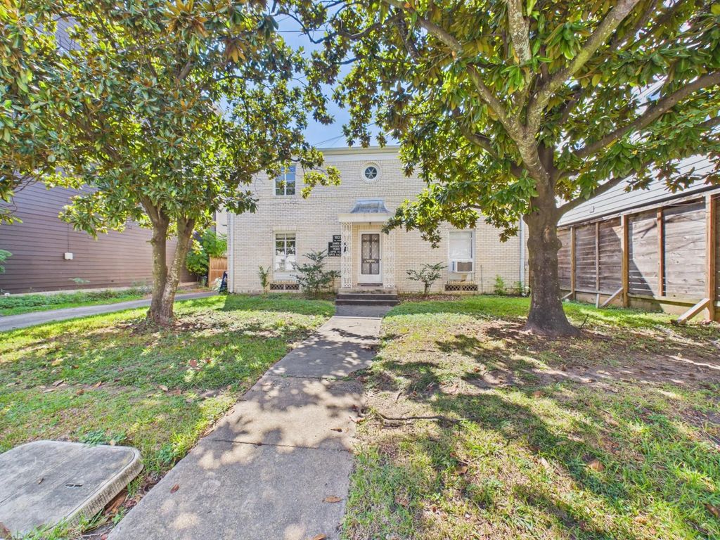1823 W Main Street 3, Houston