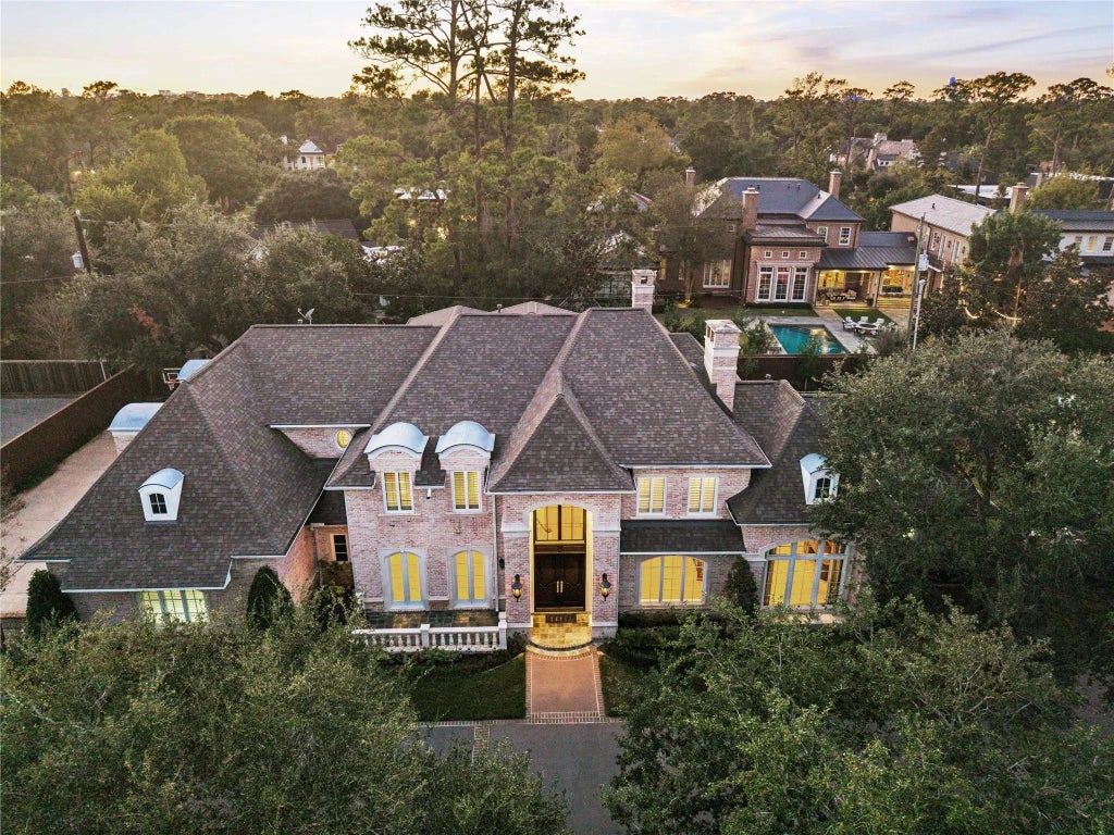 10911 Kemwood Drive, Hunters Creek Village