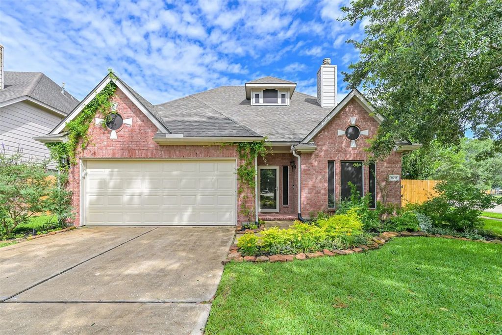 3602 Pine Stream Drive, Pearland
